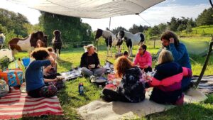 Kinder Redekreis Frauenkreis Pferde Outdoor